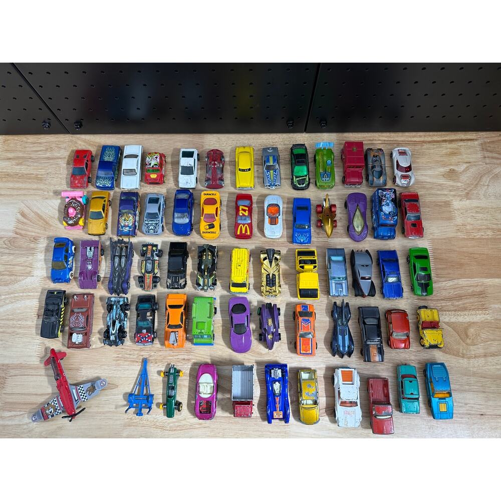 Lot of 60+ Hot Wheels & Matchbox Cars Various Conditions